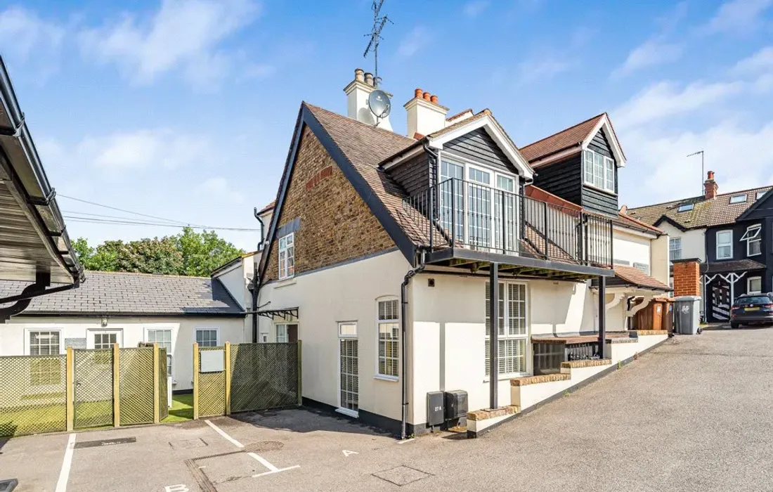 1 bedroom apartment for sale