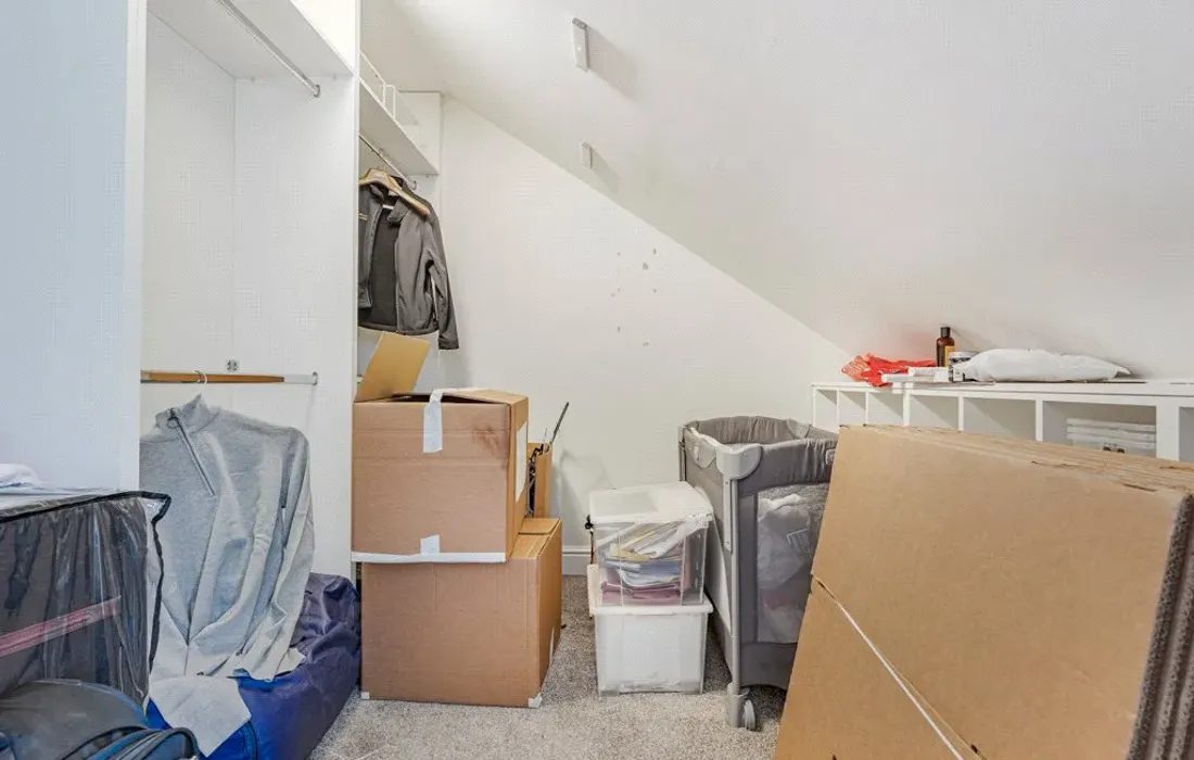 5 bedroom house for sale