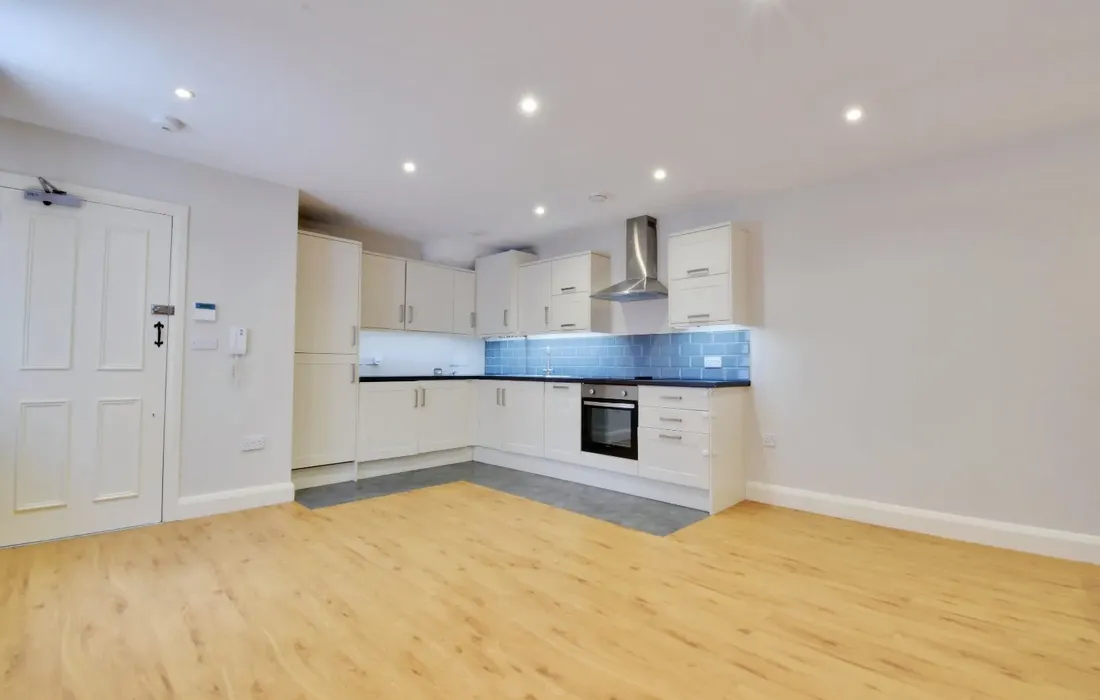 2 bedroom apartment to rent