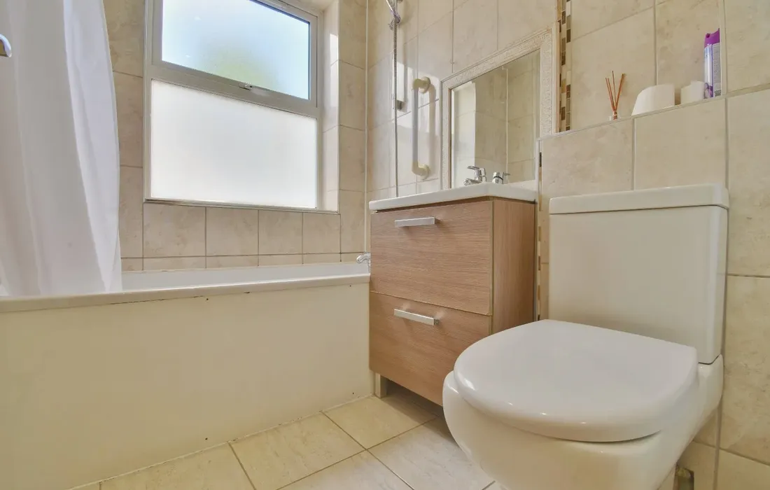 2 bedroom apartment to rent
