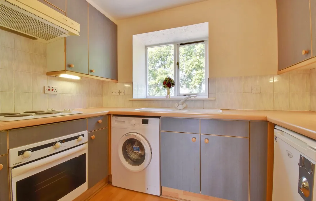2 bedroom apartment to rent